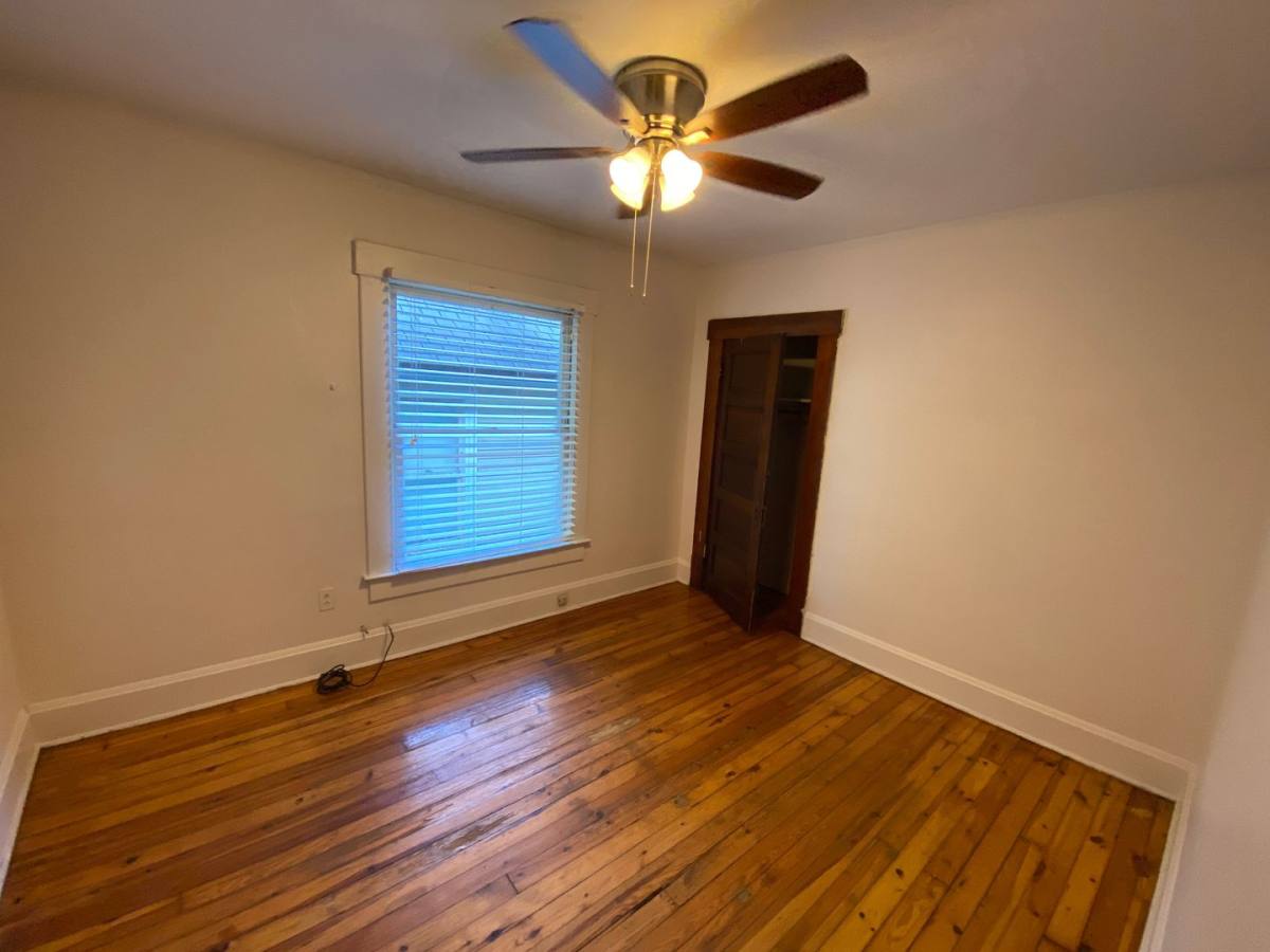 Apartment for rent at 49 W Blake Ave, Columbus, OH 43201