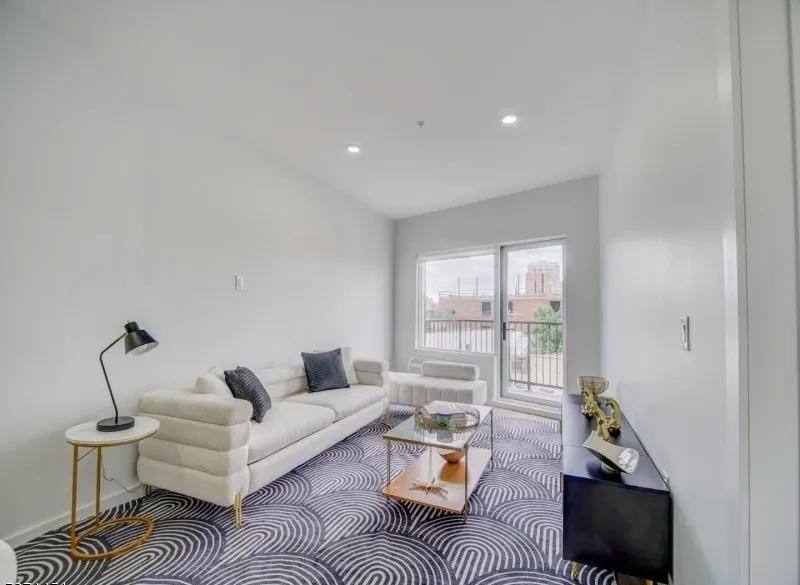 Apartment for rent at 486 Market St #302, Newark, NJ 07105