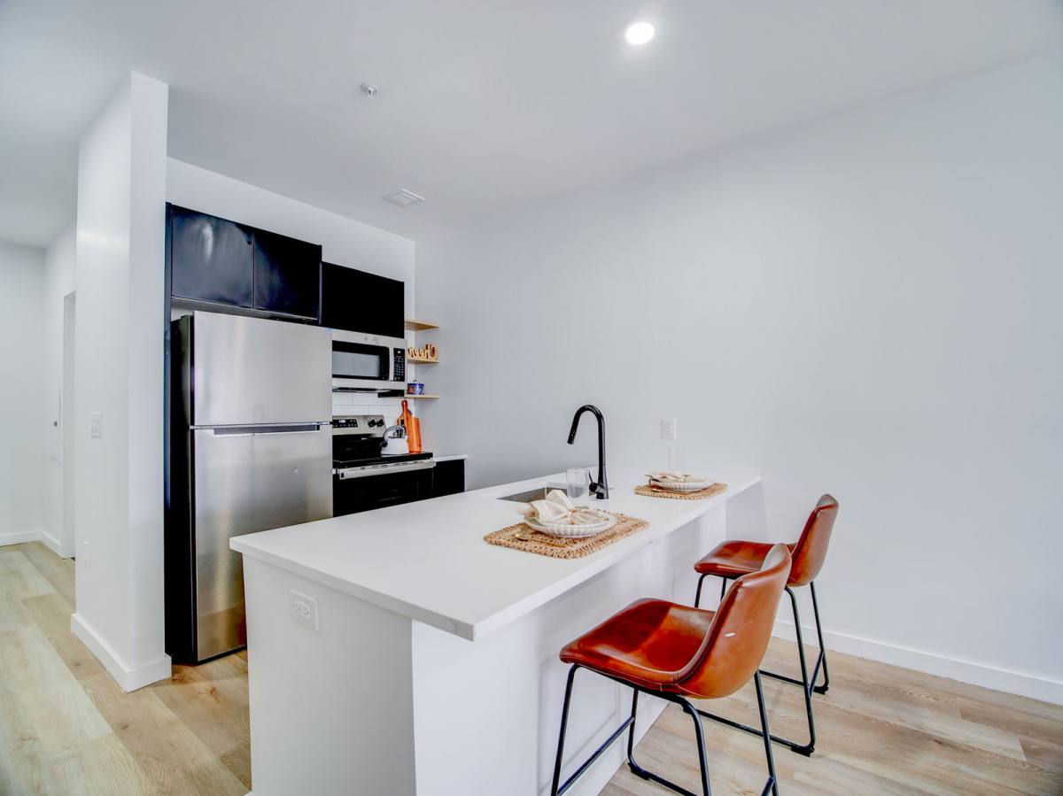 Apartment for rent at 486 Market St #302, Newark, NJ 07105