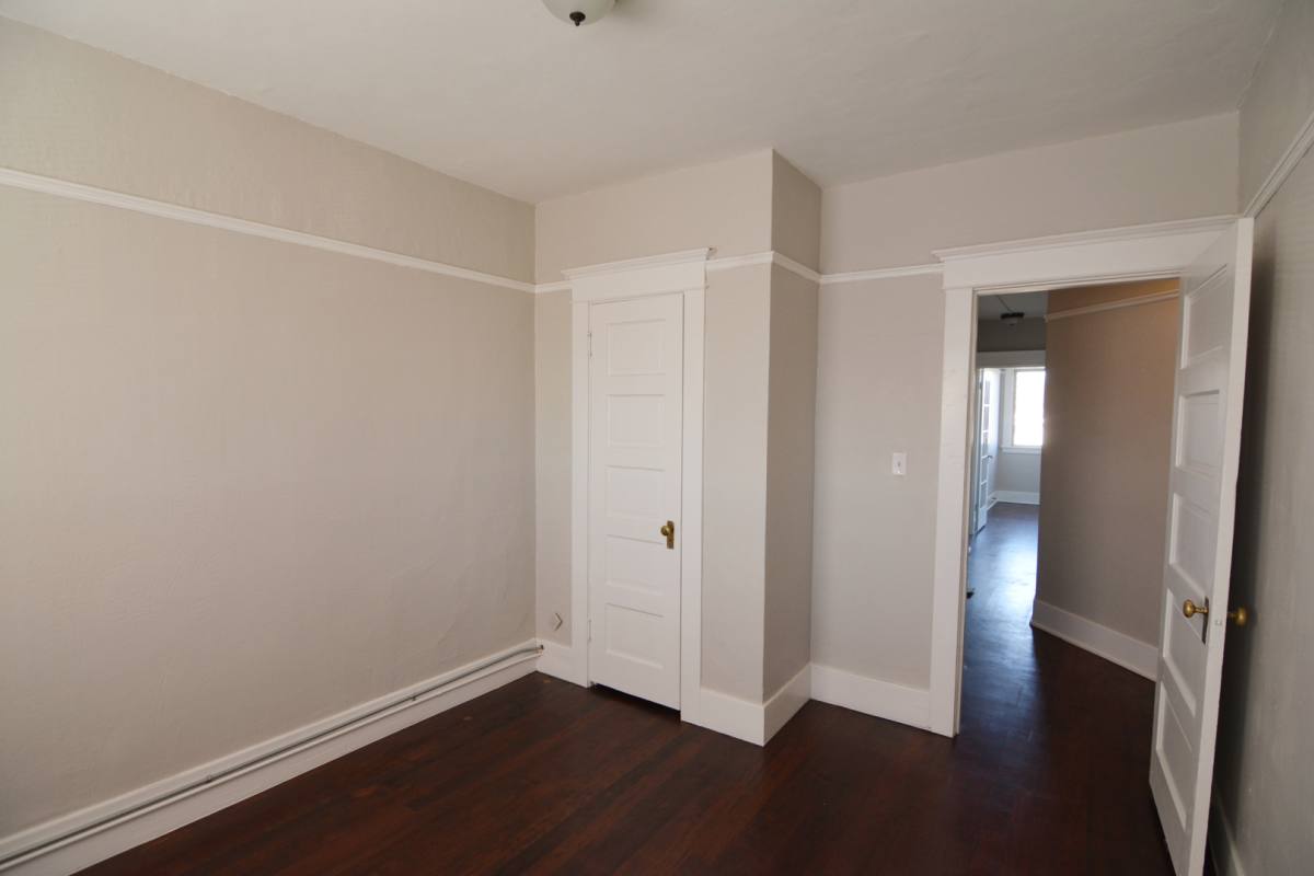 Apartment for rent at 920 S 9th St, Tacoma, WA 98405