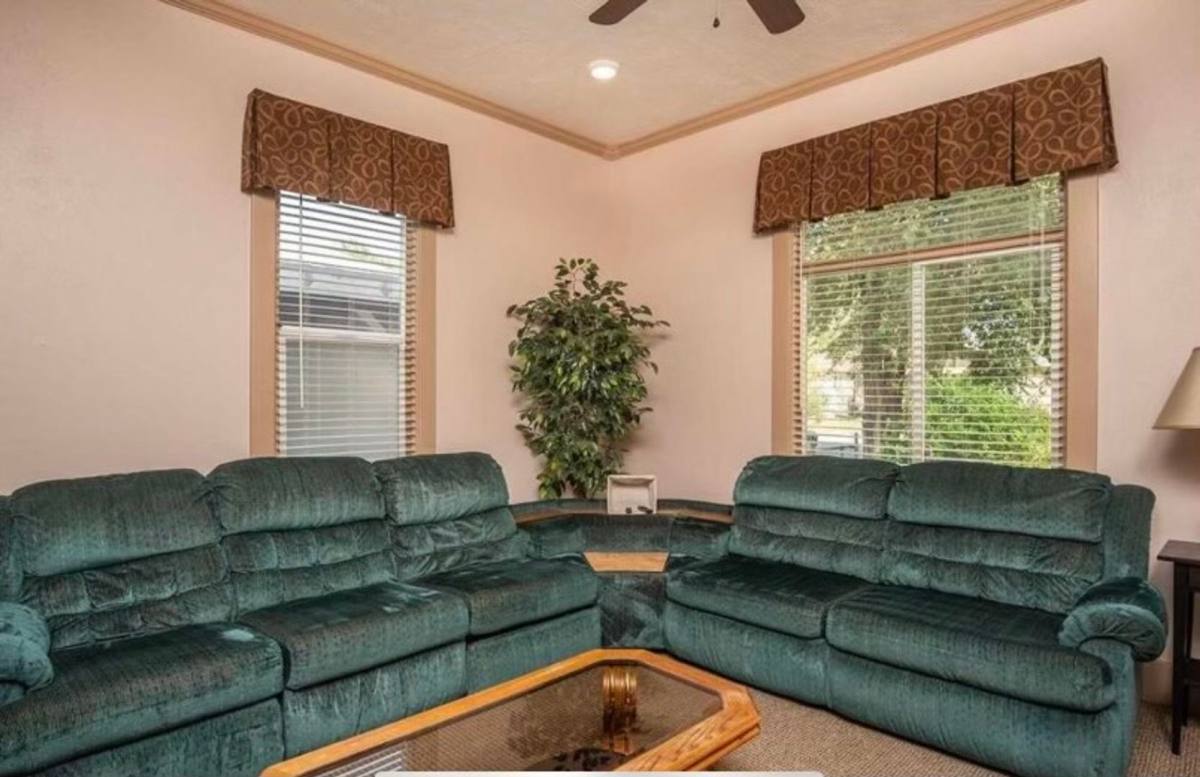 Apartment for rent at 936 E Center St, Pocatello, ID 83201