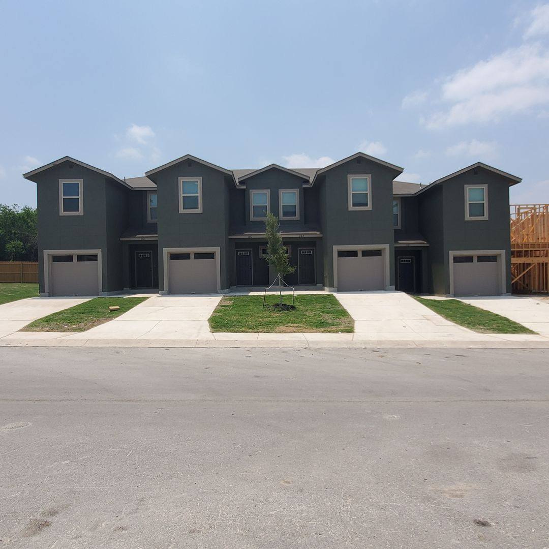Townhouse for rent at 6326 Luglio Lane, San Antonio, TX 78233