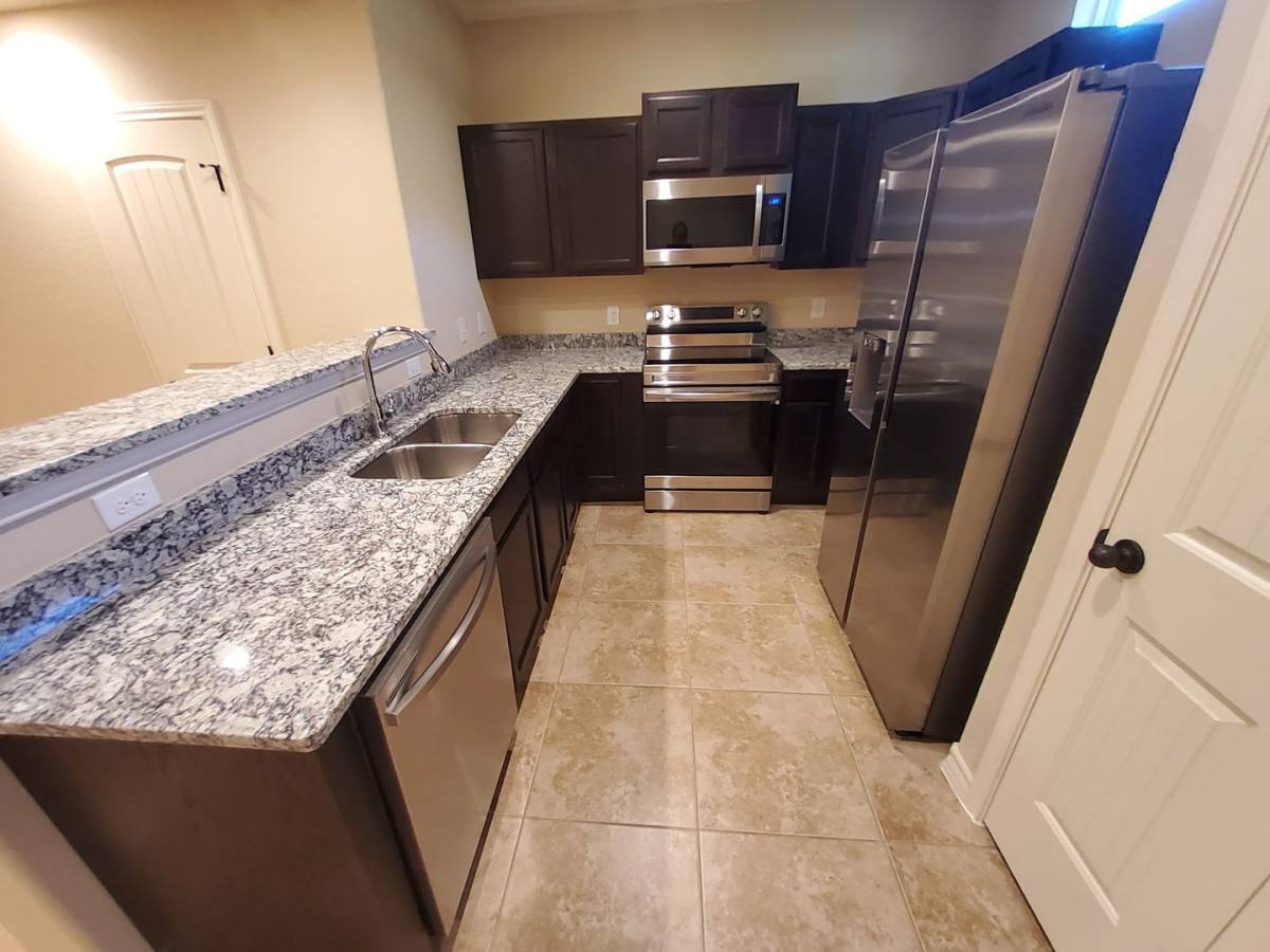 Townhouse for rent at 6326 Luglio Lane, San Antonio, TX 78233