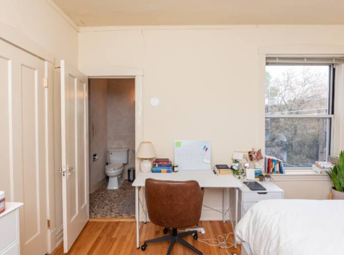 Apartment for rent at 3413 N Elaine Place #2, Chicago, IL 60657