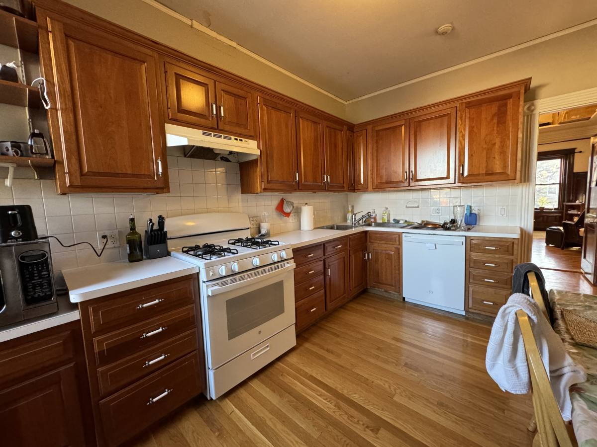 Apartment for rent at 21 Euston St #5, Brookline, MA 02446