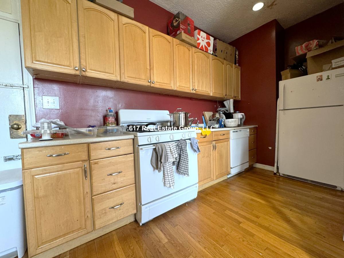 Apartment for rent at 447 Park Dr #ID, Boston, MA 02215