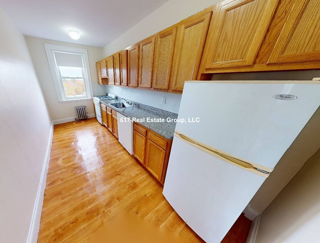 Apartment for rent at 2045 Commonwealth Ave #4O7, Brighton, MA 02135