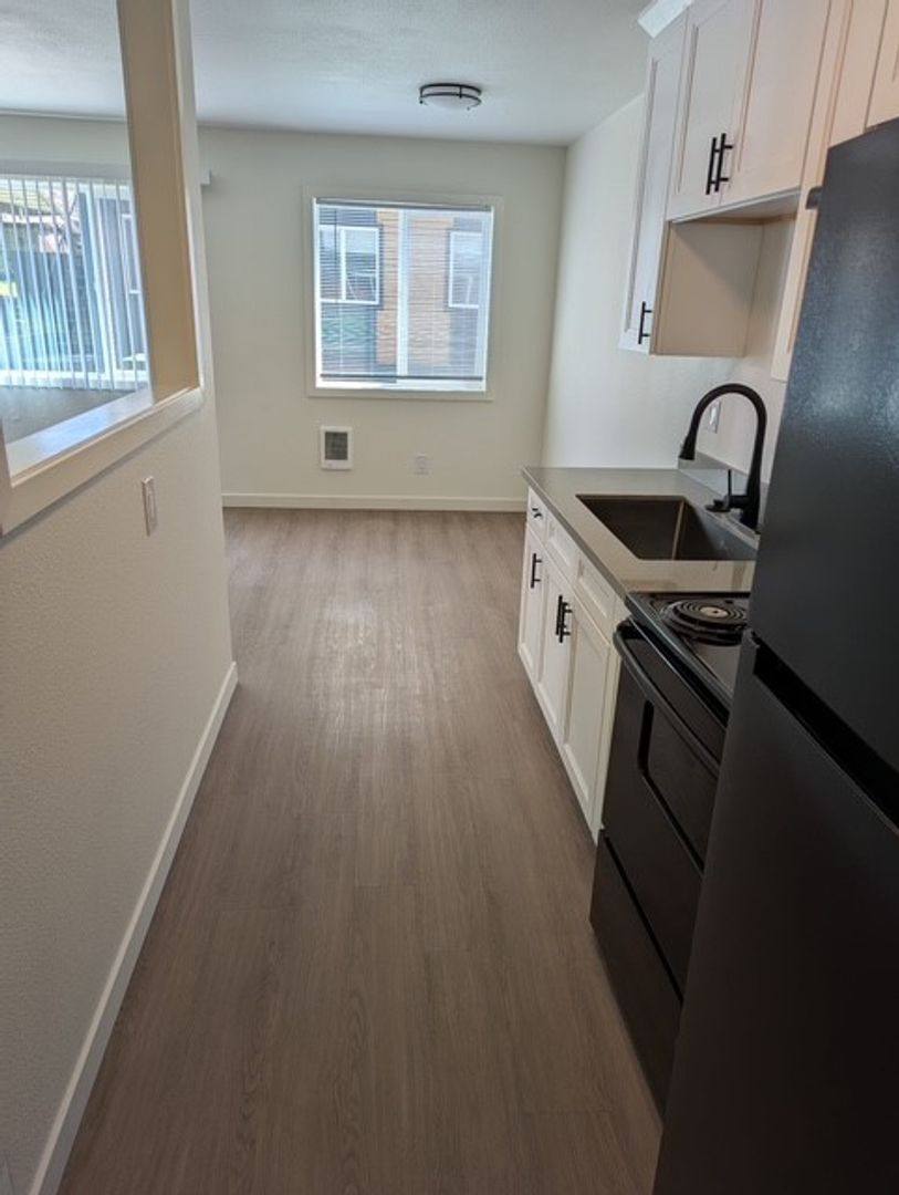 Apartment for rent at 11867 SW Greenburg Rd, Portland, OR 97223