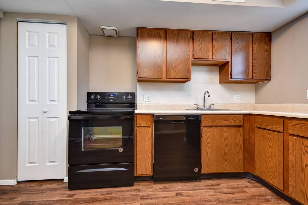 Apartment for rent at 1306 N Frisco Ave, Springfield, MO 65802