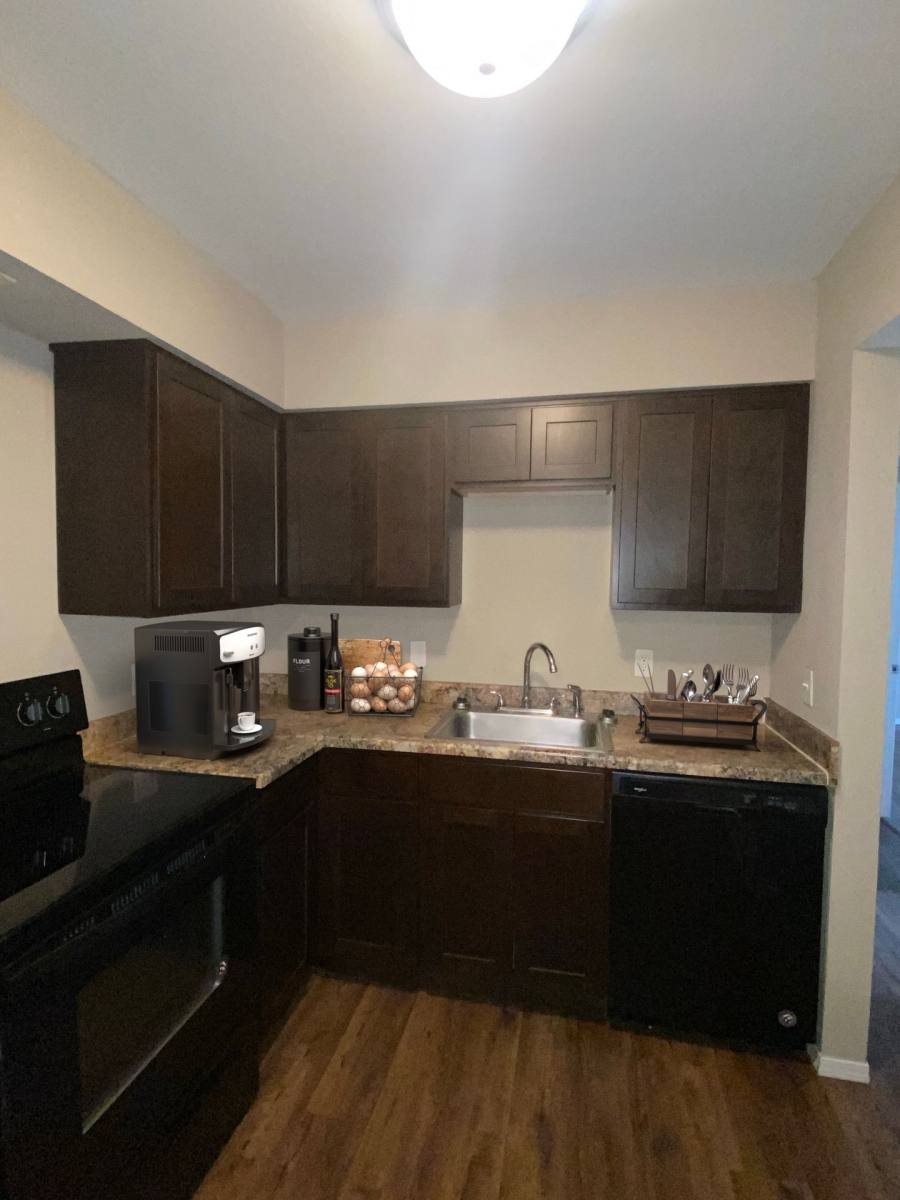 Apartment for rent at 1306 N Frisco Ave, Springfield, MO 65802