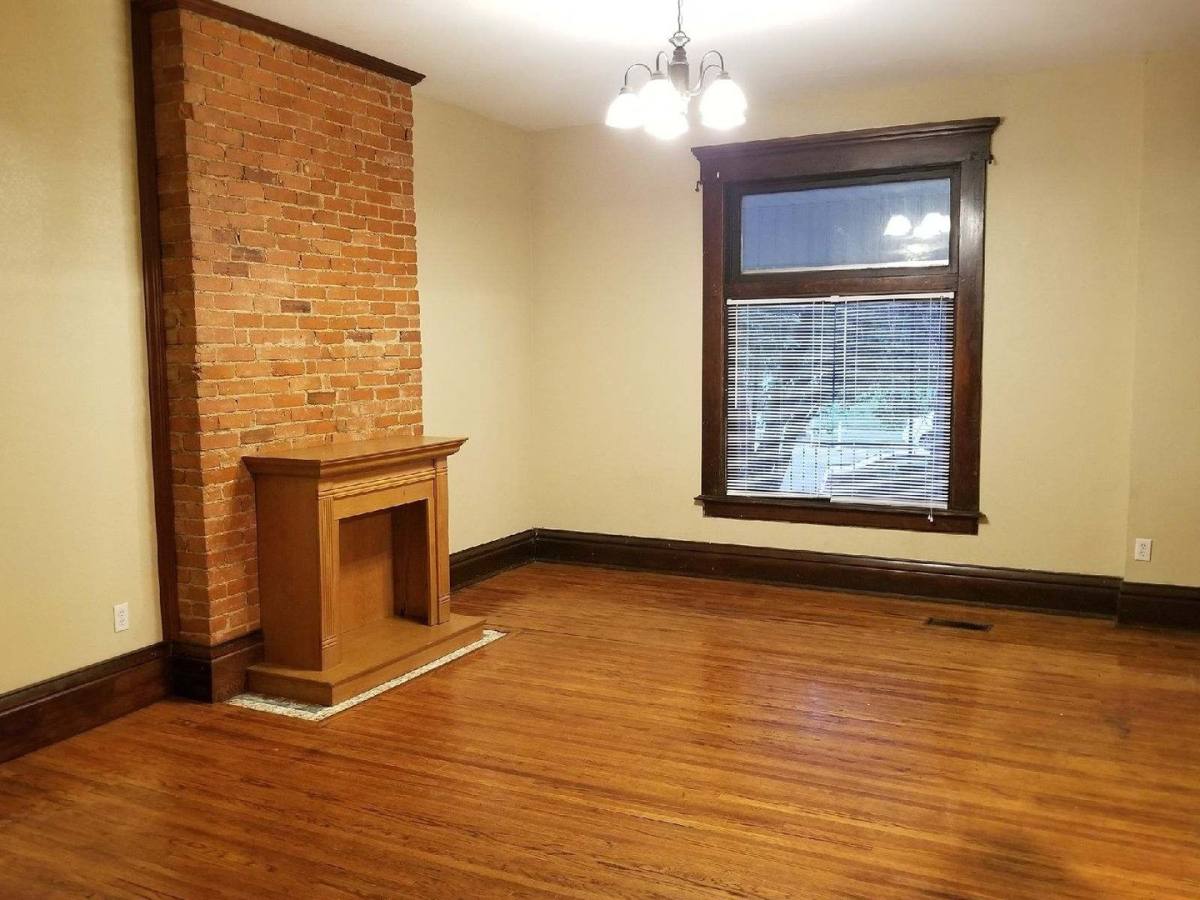 Apartment for rent at 2240 N 4th St, Columbus, OH 43201