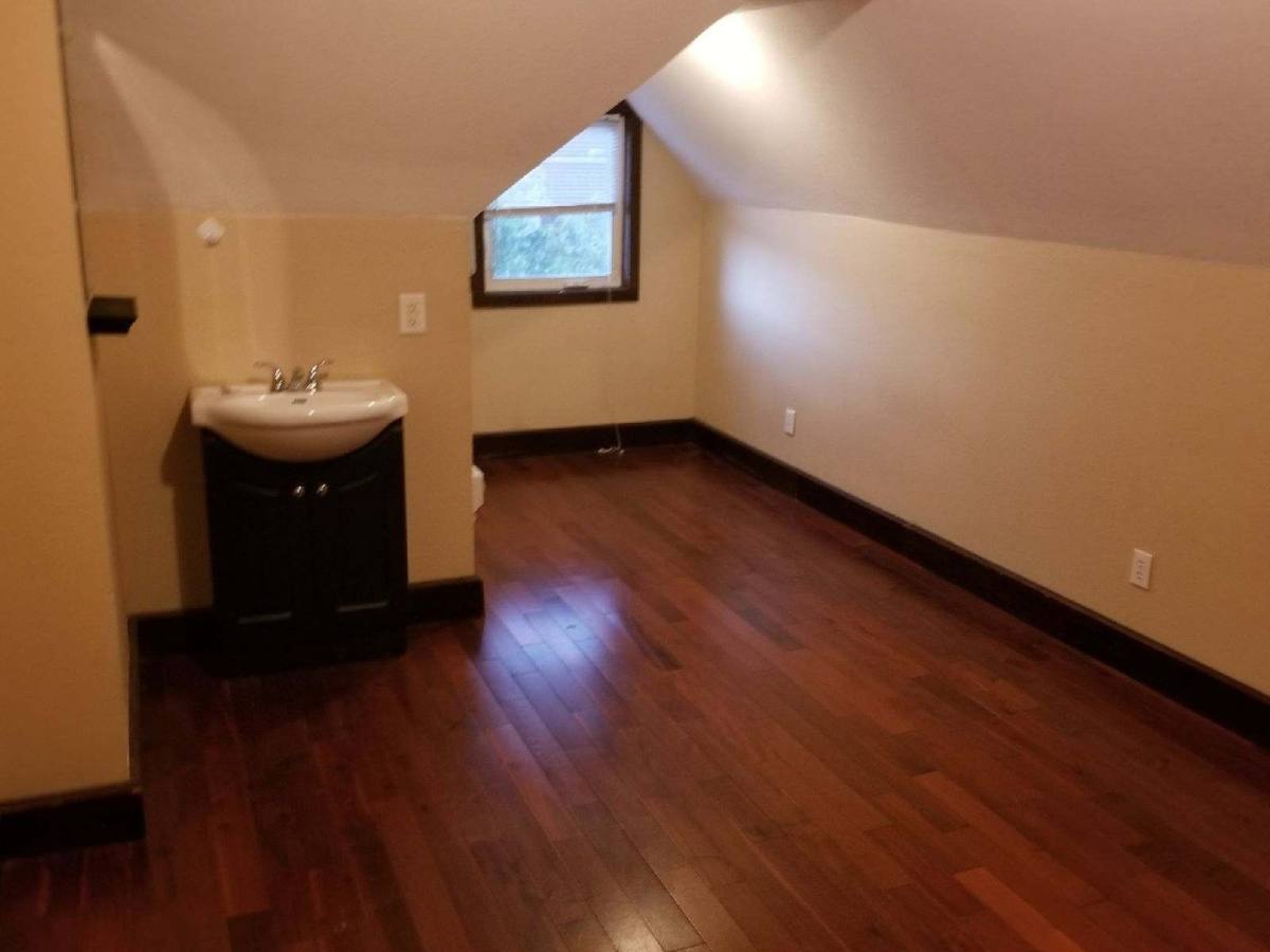 Apartment for rent at 2240 N 4th St, Columbus, OH 43201