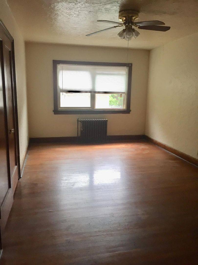 Apartment for rent at 2340 Victory Parkway, Cincinnati, OH 45206