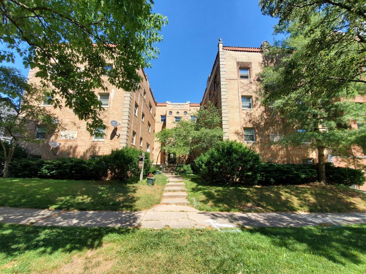Apartment for rent at 2340 Victory Parkway, Cincinnati, OH 45206