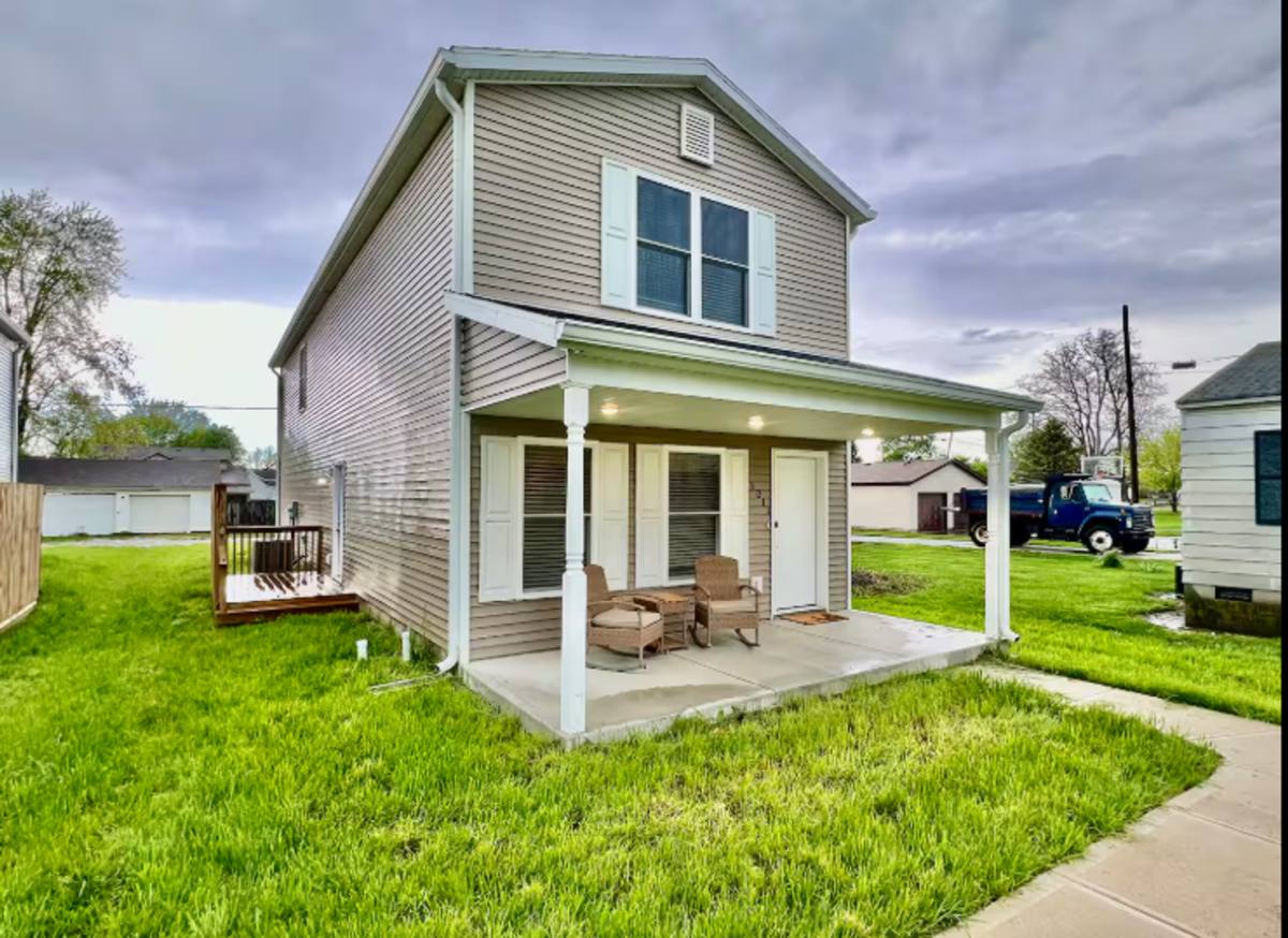 House for rent at 1011 N Anderson St, Greensburg, IN 47240