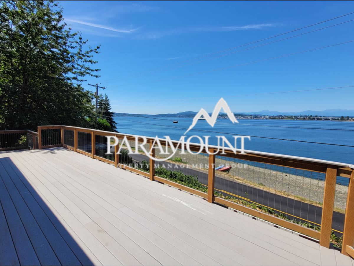 House for rent at 2895 Beach Dr E, Port Orchard, WA 98366