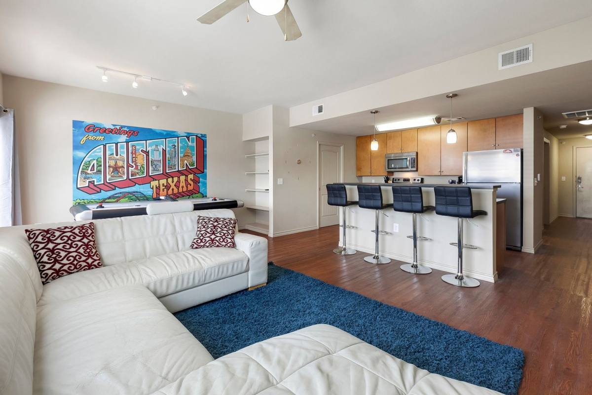 Apartment for rent at 5117 N Lamar, Austin, TX 78751