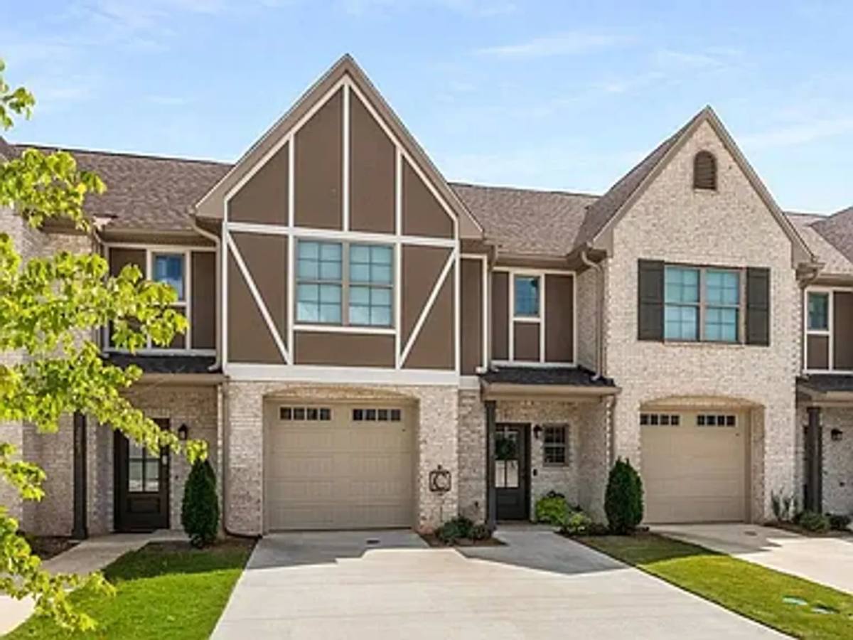 Townhouse for rent at 2047 Stephanie Court, Auburn, AL 36830
