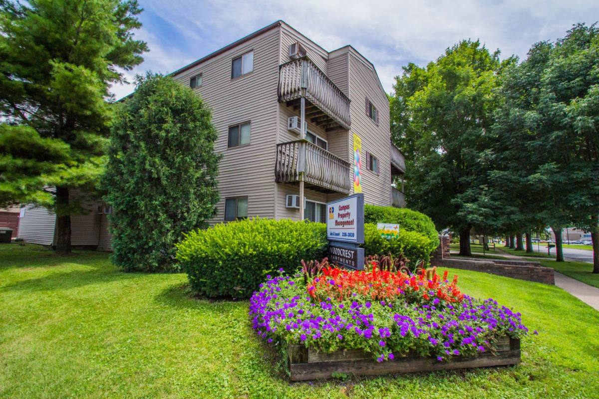 Apartment for rent at 701-703 Hollycrest, Champaign, IL 61821