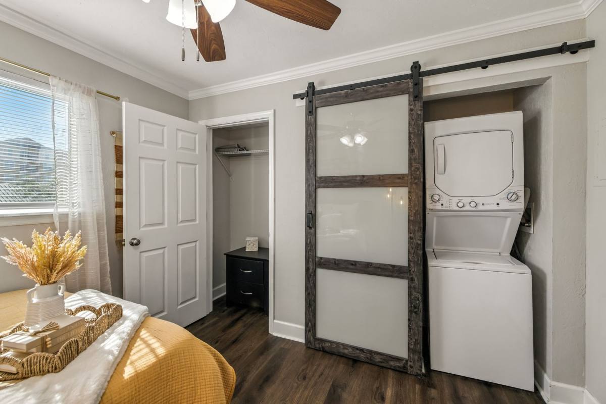 Apartment for rent at 615 W St Augustine, Tallahassee, FL 32304