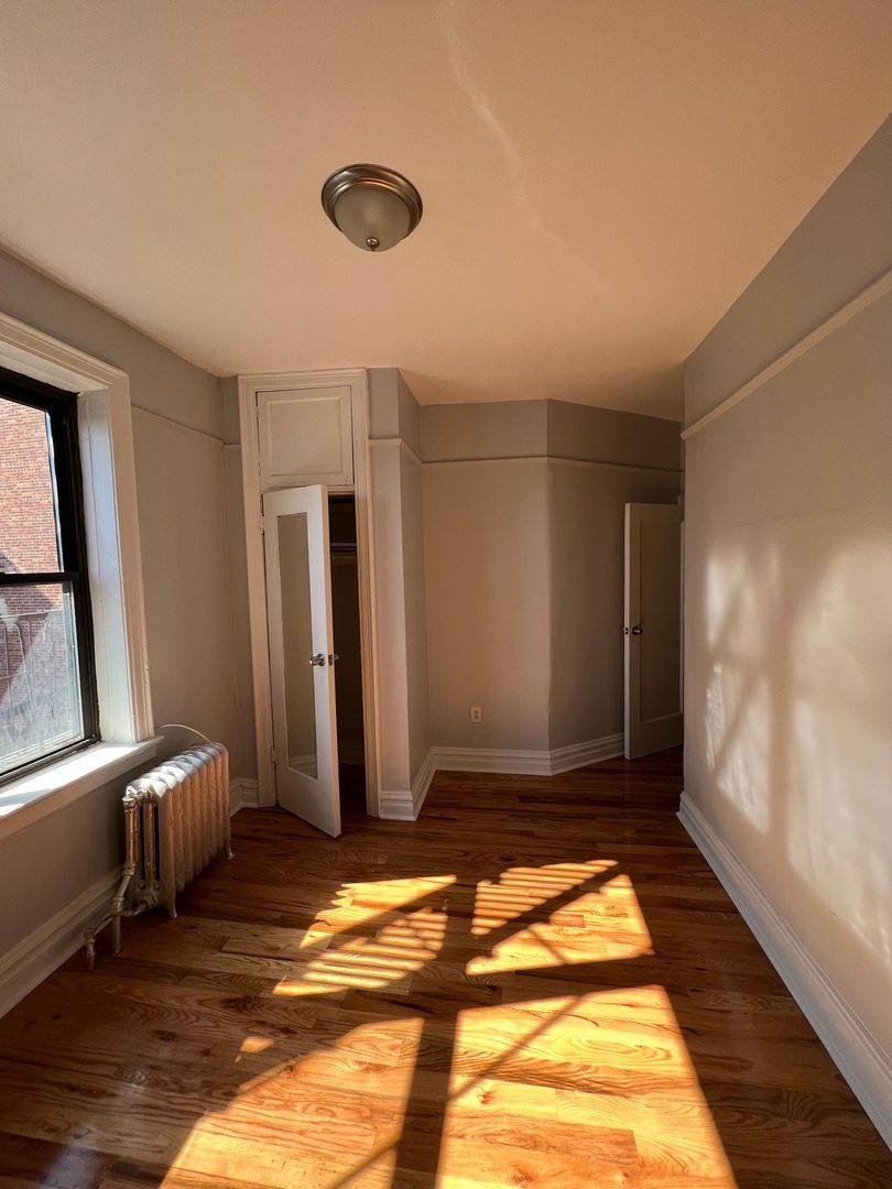 Apartment for rent at 319 Fairmount Ave, Jersey City, NJ 07306