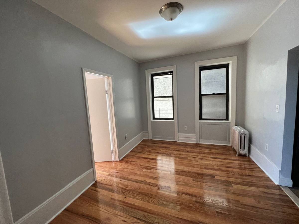 Apartment for rent at 319 Fairmount Ave, Jersey City, NJ 07306