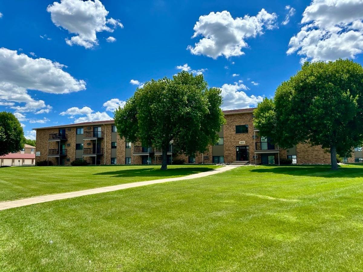 Apartment for rent at 4602 16th Ave S, Fargo, ND 58103
