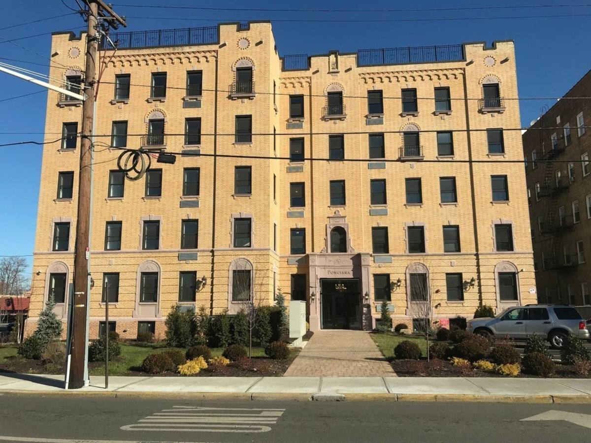 Apartment for rent at 9201 Kennedy Blvd, North Bergen, NJ 07047