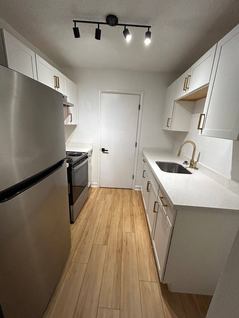 Apartment for rent at 225 Jackson Ave, Lawrenceburg, TN 38464