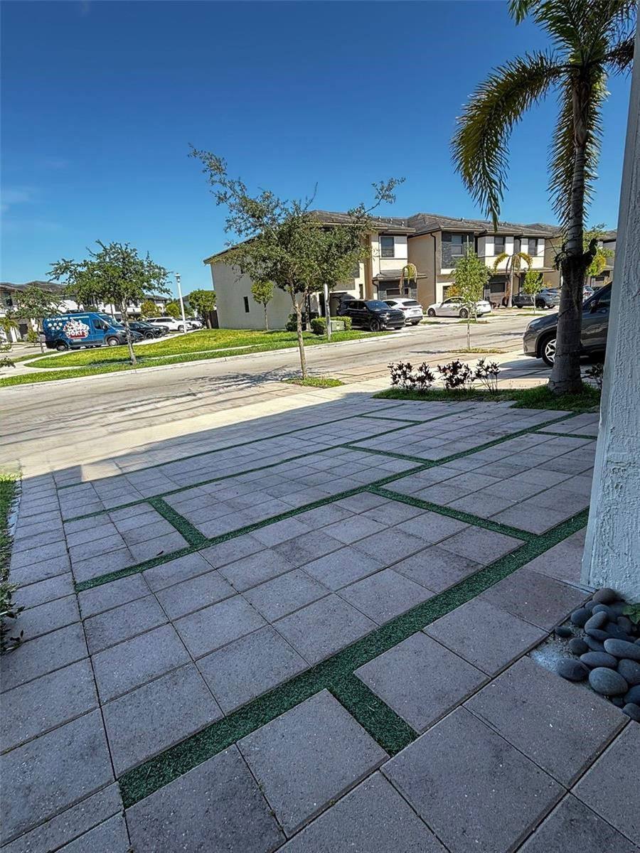Townhouse for rent at 15860 NW 91st Court, Hialeah, FL 33018