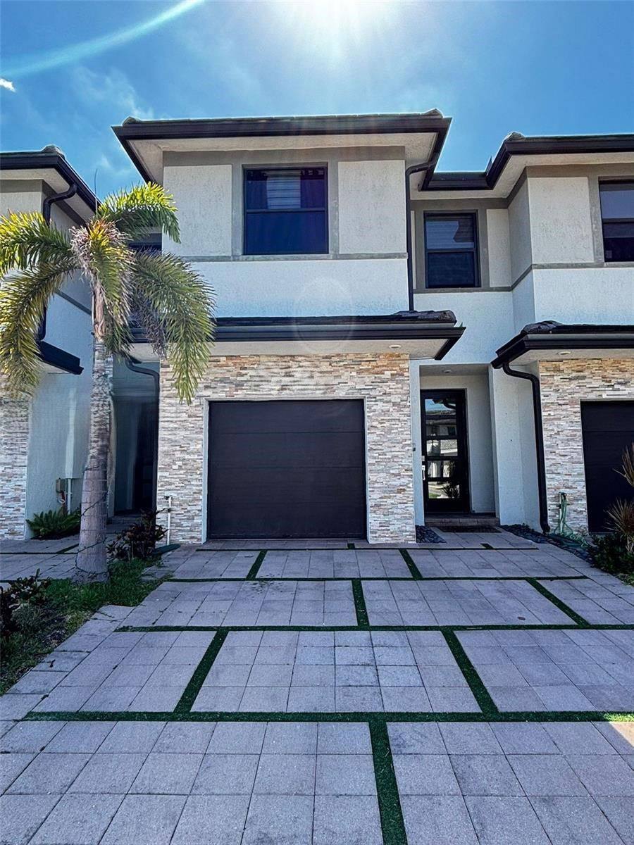 Townhouse for rent at 15860 NW 91st Court, Hialeah, FL 33018