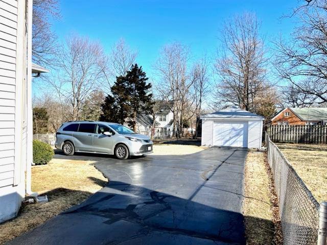 House for rent at 7409 Murdoch Ave, Saint Louis, MO 63119