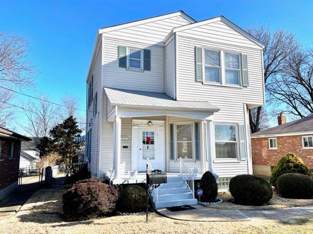 House for rent at 7409 Murdoch Ave, Saint Louis, MO 63119