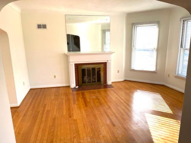 House for rent at 7409 Murdoch Ave, Saint Louis, MO 63119