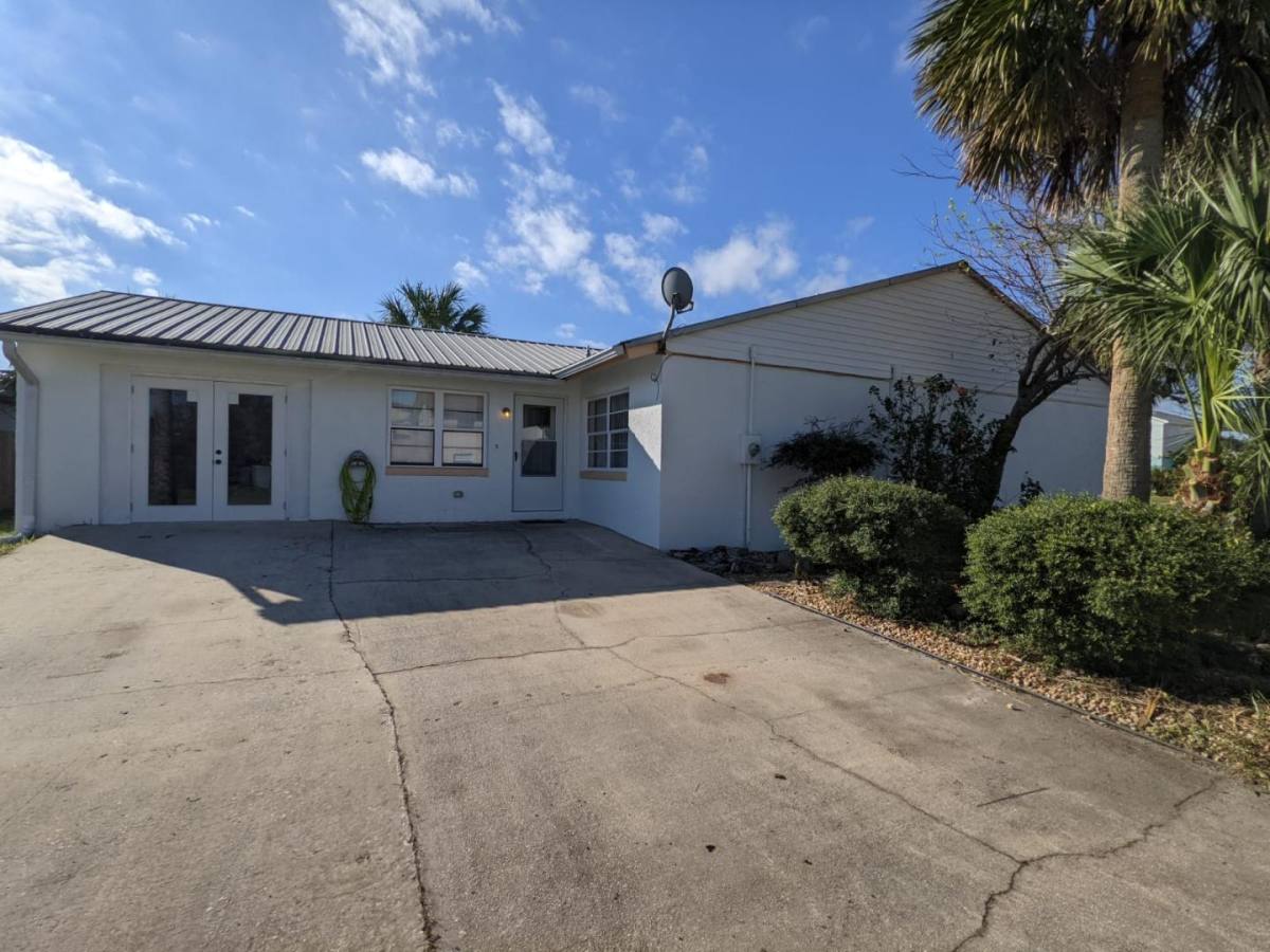 House for rent at 312 N Flagler Ave, Flagler Beach, FL 32136
