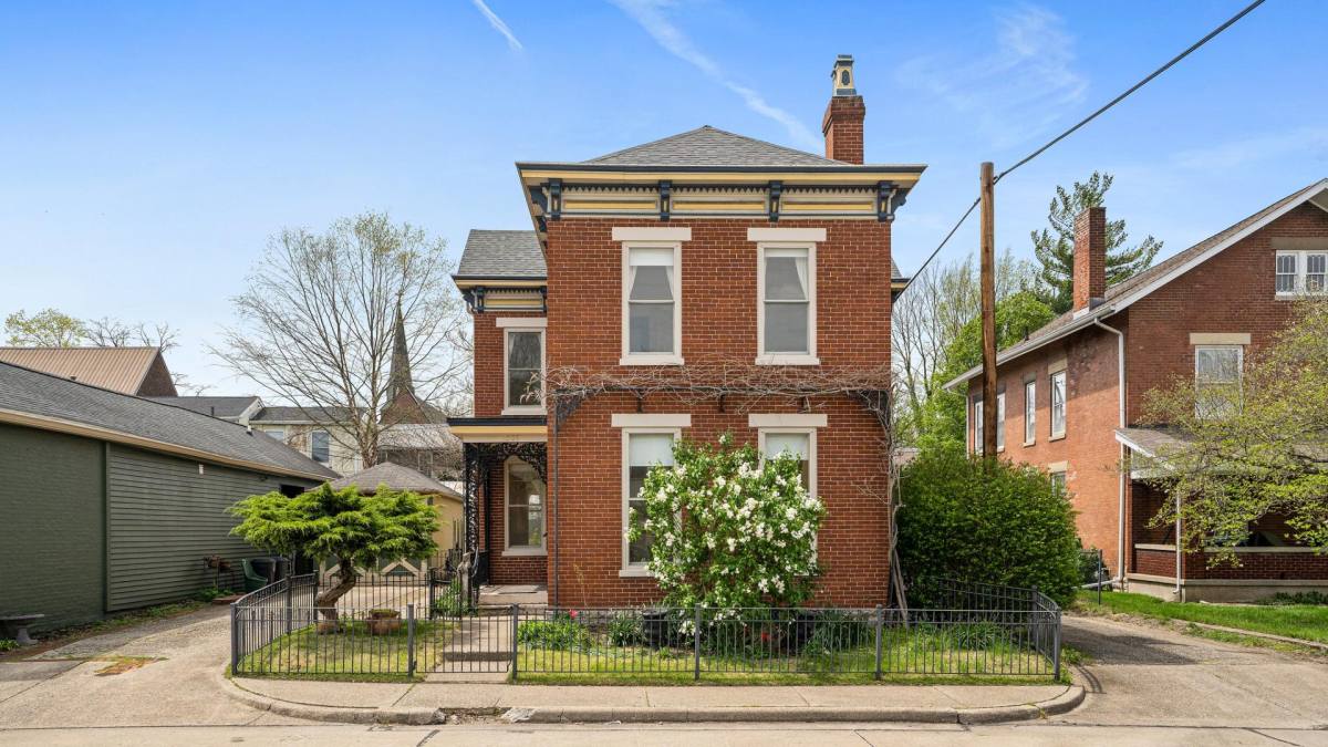 House for rent at 509 Jefferson St, Madison, IN 47250