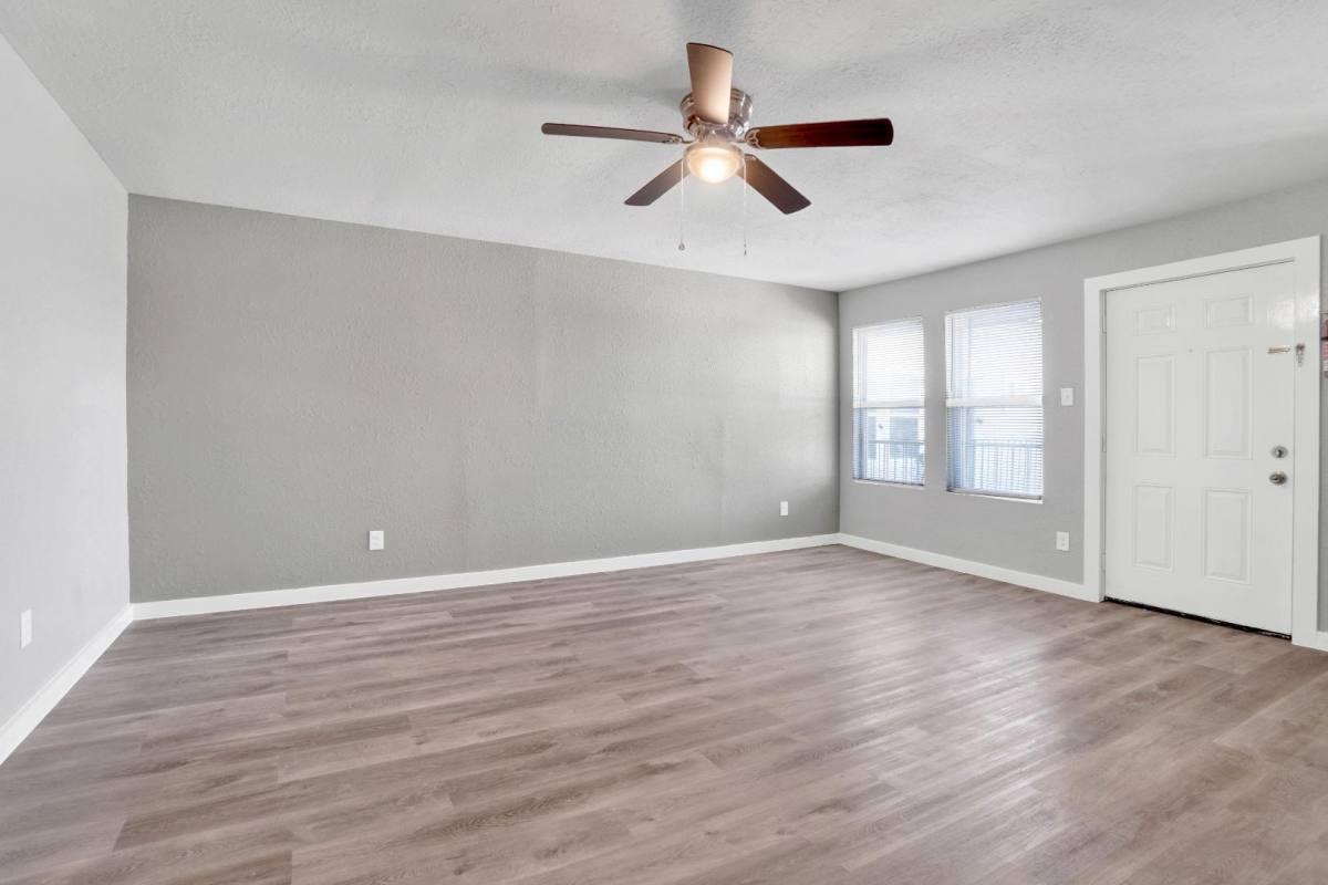 Apartment for rent at 6705 Fairway Dr #1, Houston, TX 77087