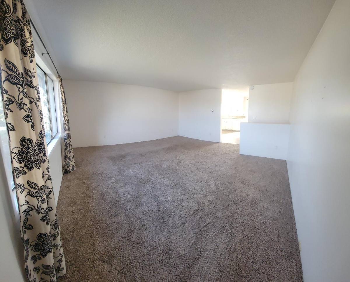 Apartment for rent at 11714 E Nora Ave, Spokane, WA 99206