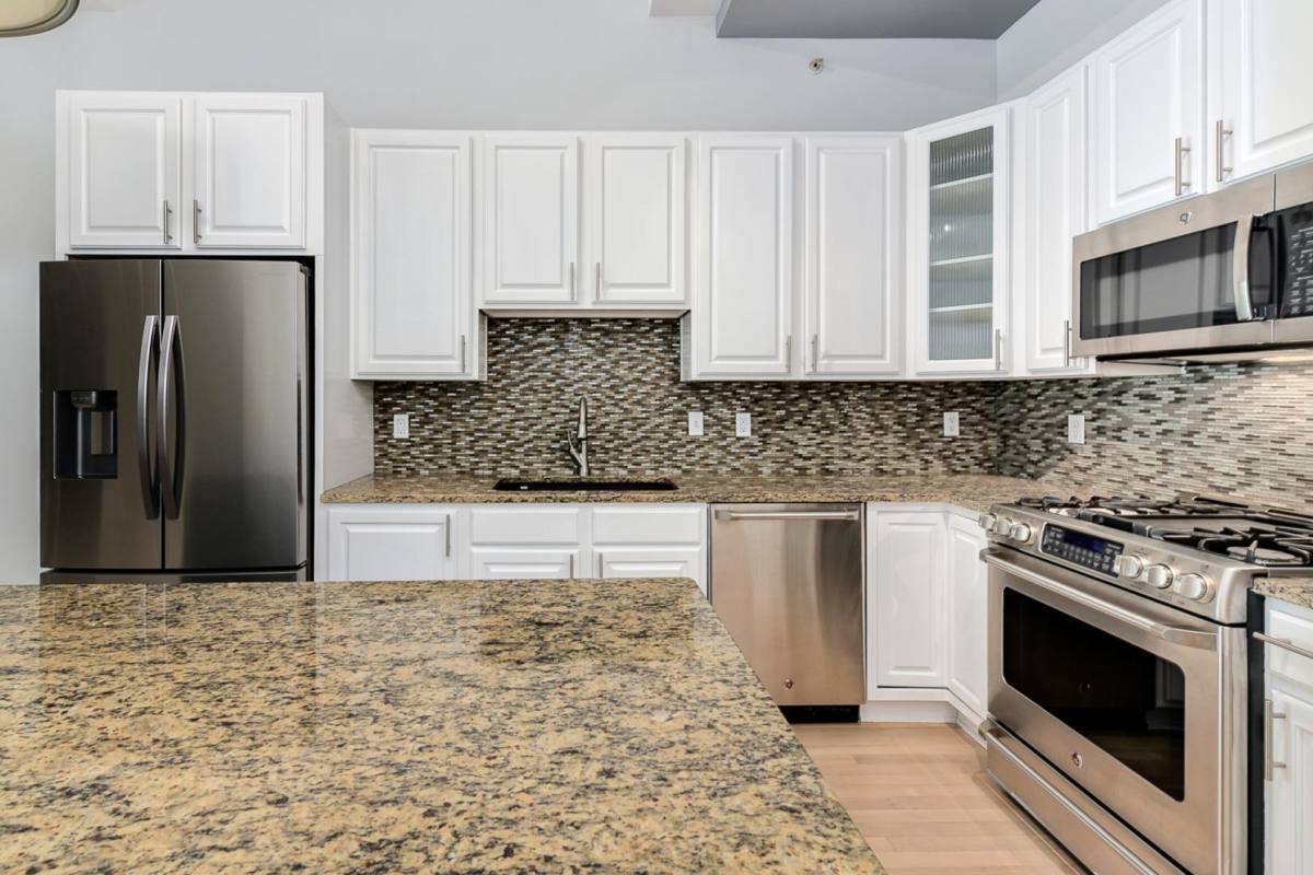 Apartment for rent at 1101 Walnut St #1405, Kansas City, MO 64106