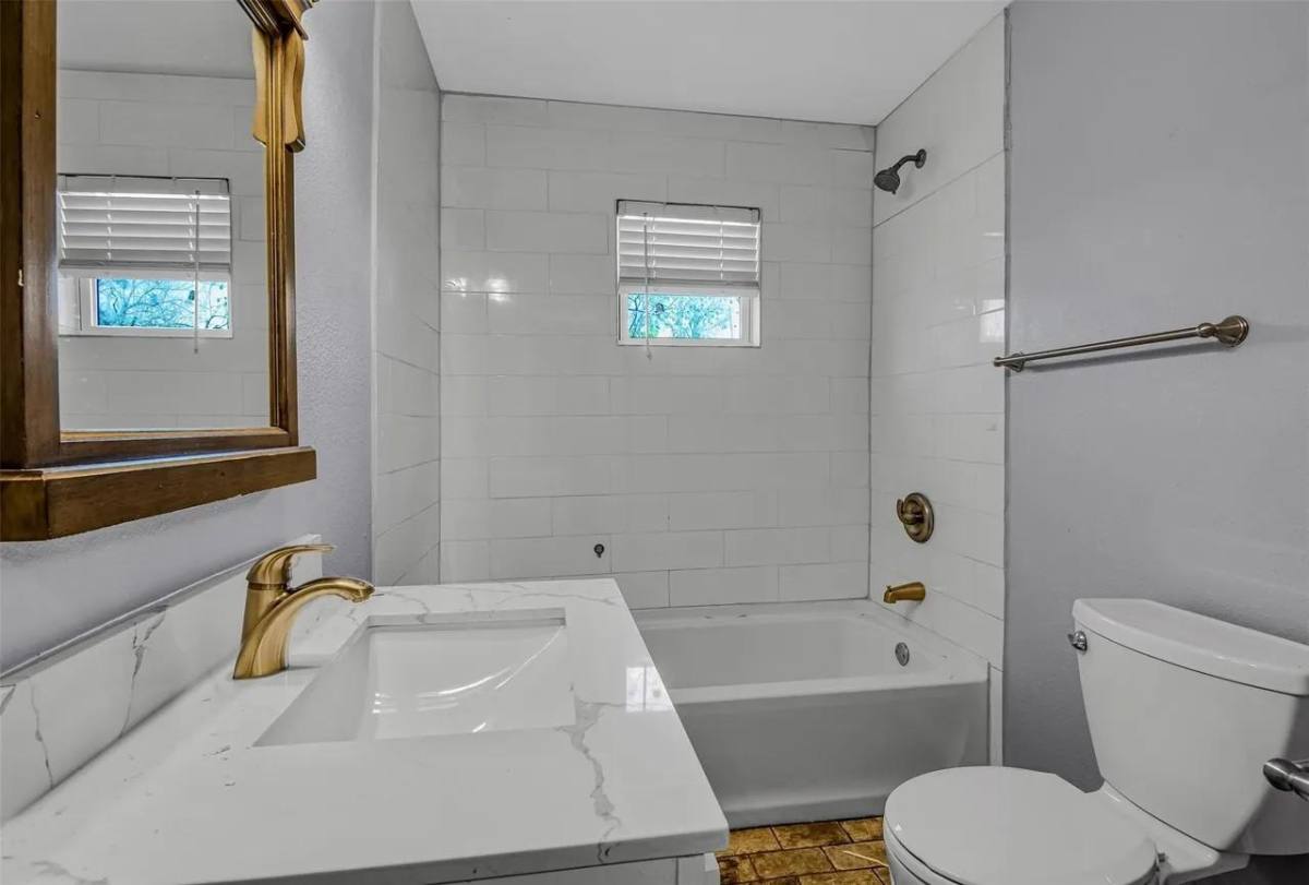House for rent at 902 Davy Crockett St, Rockwall, TX 75087