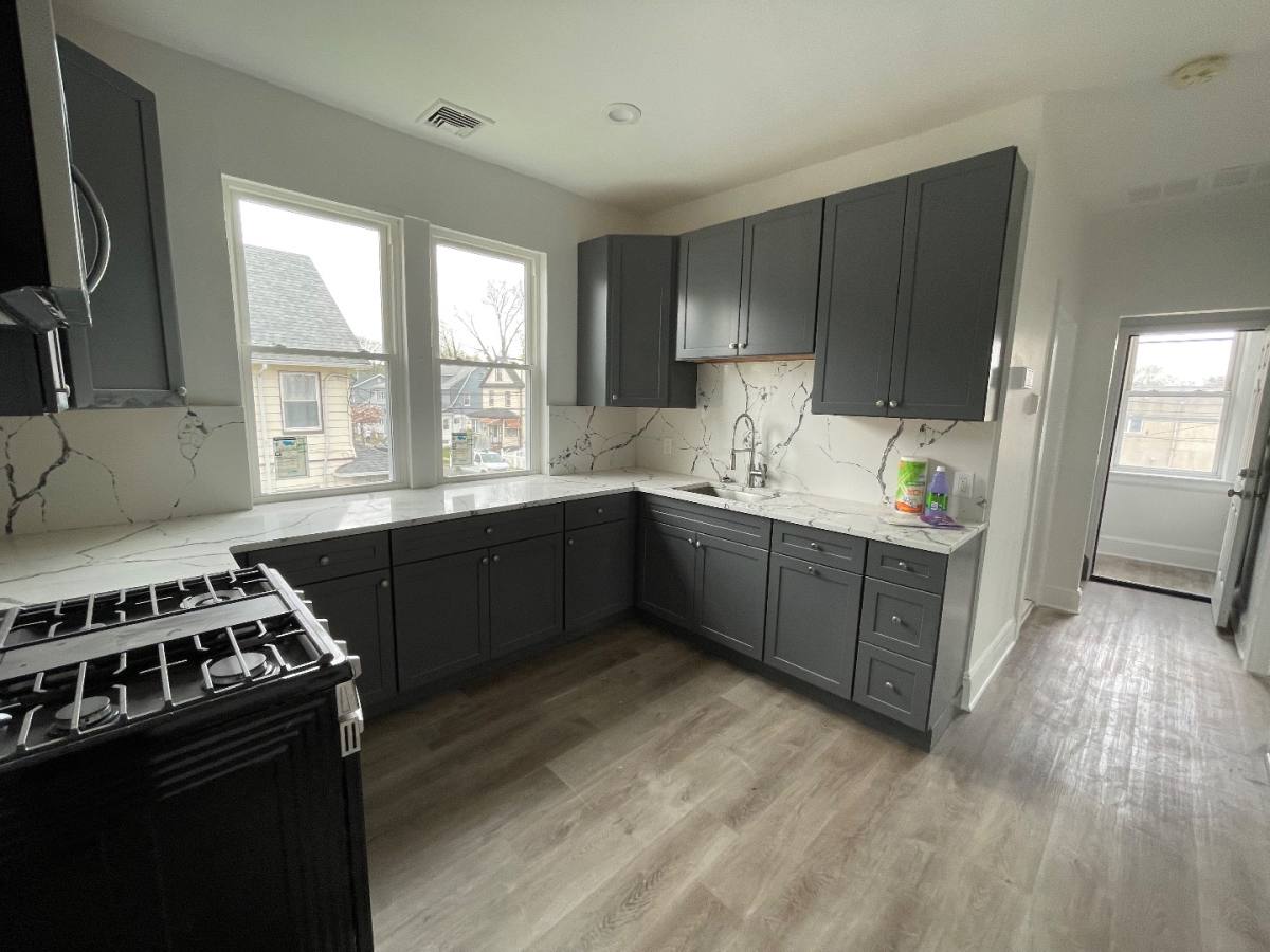 Apartment for rent at 1126 Drake Ave #2R, Roselle, NJ 07203