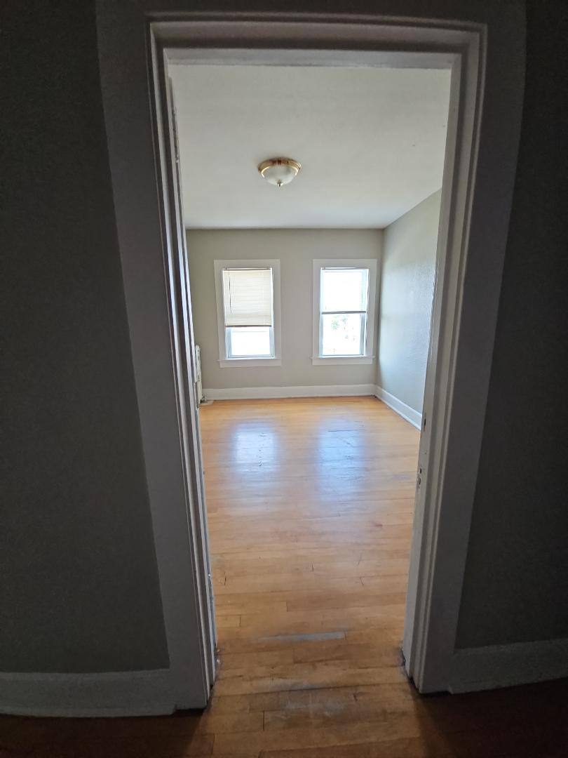 Apartment for rent at 610 Mulberry St #6, Rockford, IL 61103