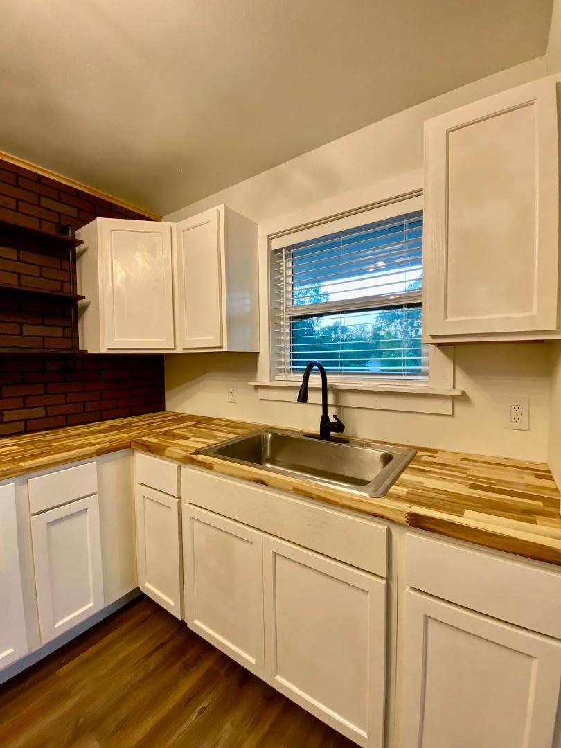 Apartment for rent at 1922 Banita St #6, Nacogdoches, TX 75965