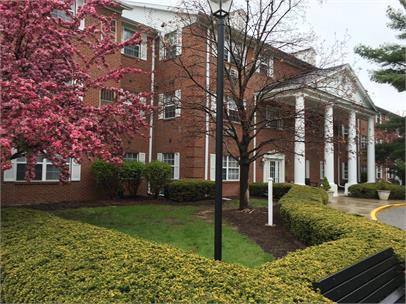 Apartment for rent at 4312 N Holland Sylvania Rd #123, Toledo, OH 43623