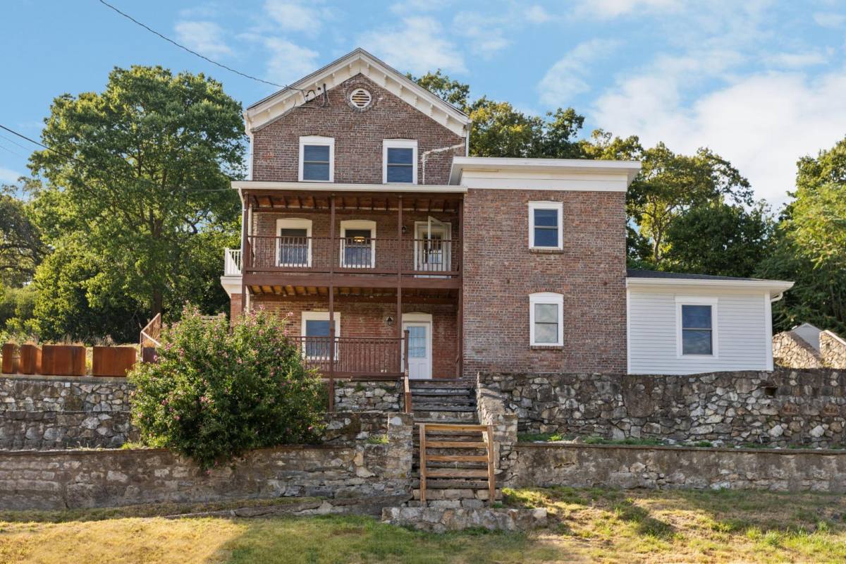 Apartment for rent at 43 Main St, Wappingers Falls, NY 12590