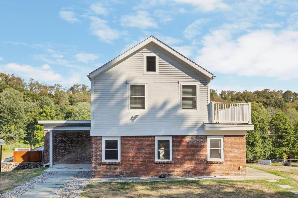 Apartment for rent at 43 Main St, Wappingers Falls, NY 12590