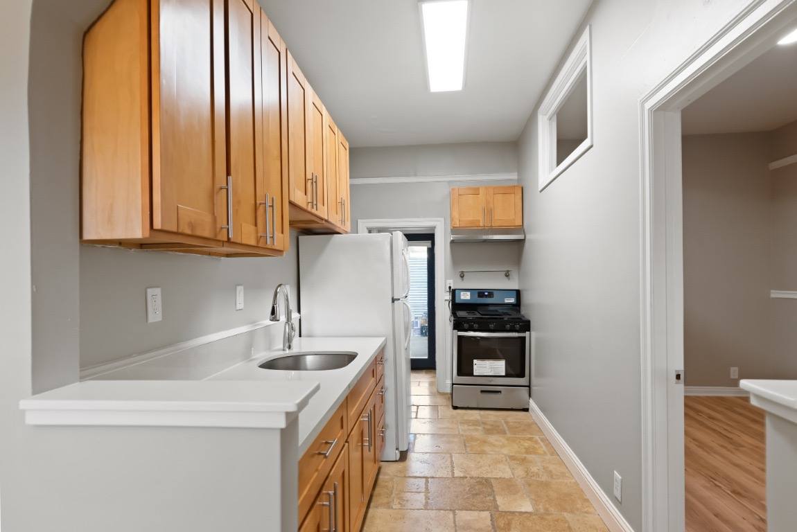 Apartment for rent at 1235 Stanford Ave 5580 Vallejo, Emeryville, CA 94608