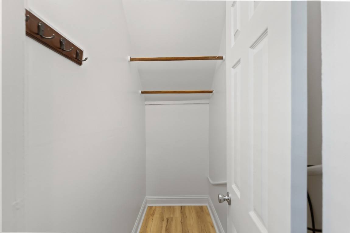 Apartment for rent at 1235 Stanford Ave 5580 Vallejo, Emeryville, CA 94608