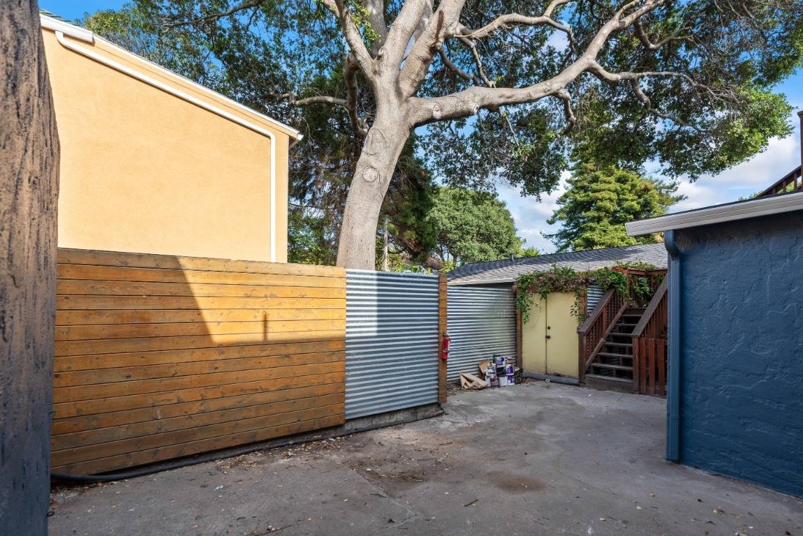 Apartment for rent at 1235 Stanford Ave 5580 Vallejo, Emeryville, CA 94608