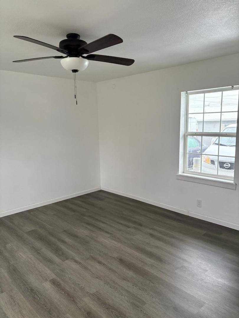 Apartment for rent at 206 Weaver Rd #30, Bloomfield, IA 52537
